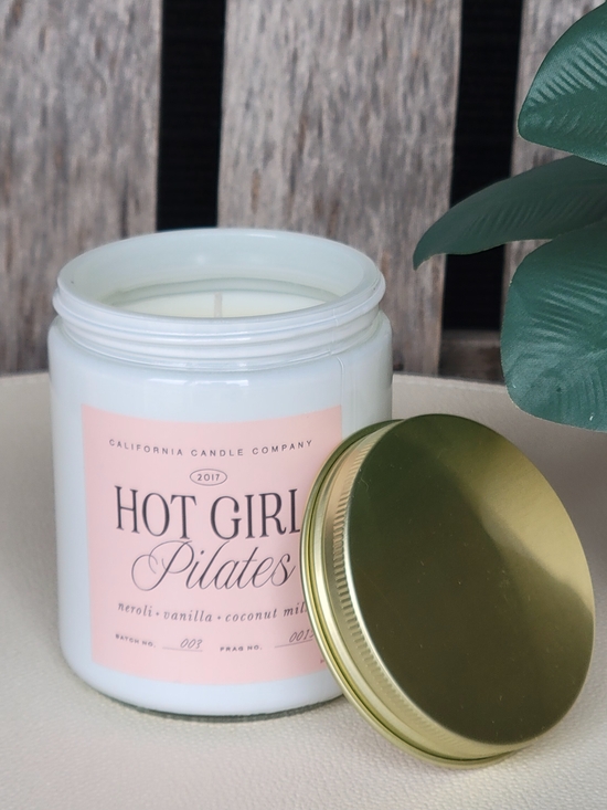 California candle company Other - Hot Girl Pilates Leoben NEROLI VANILLA COCONUT MILK candle